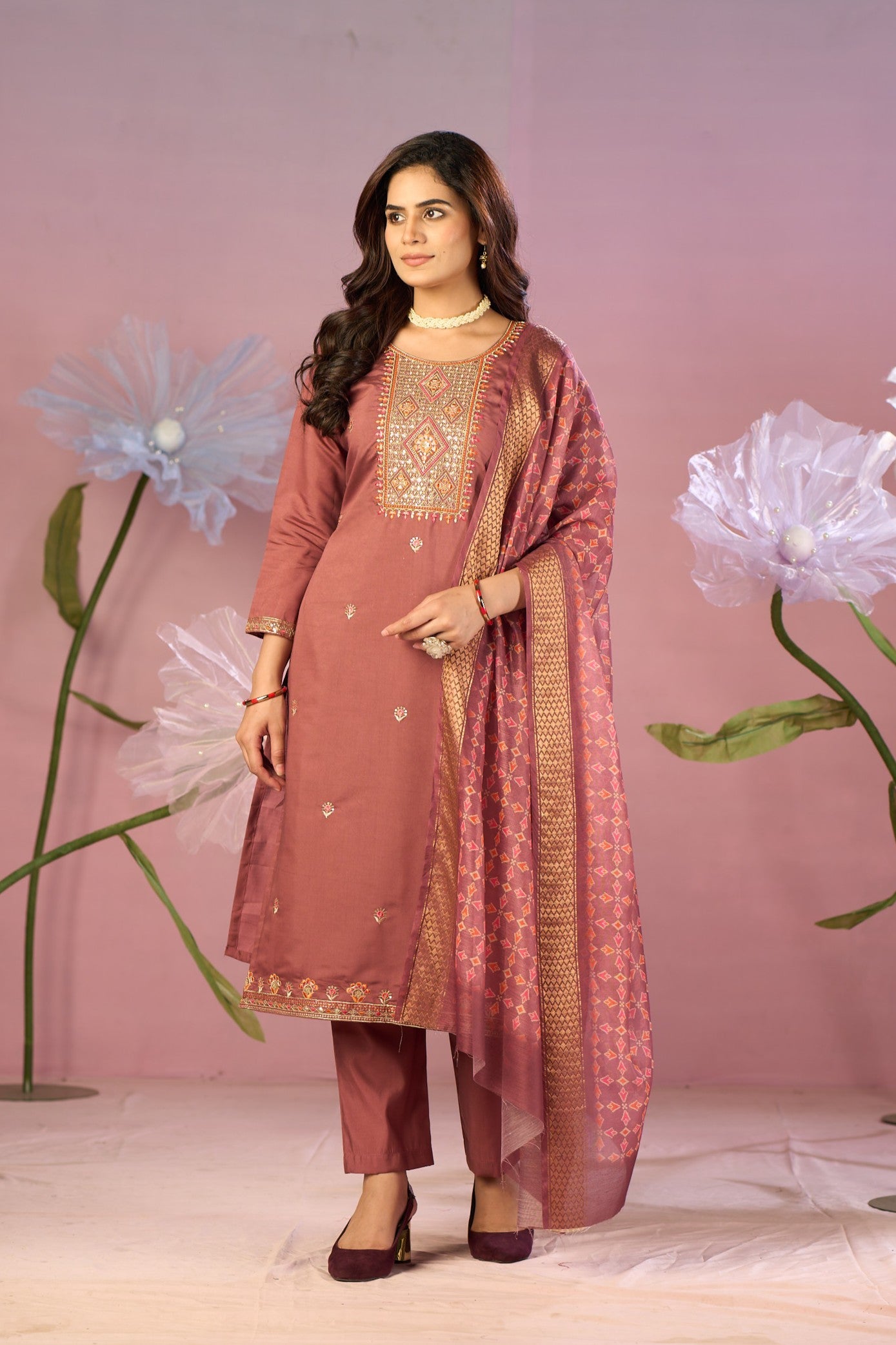 Rose Gold Silk Kurta Set with Zari Embroidery & Patterned Dupatta
