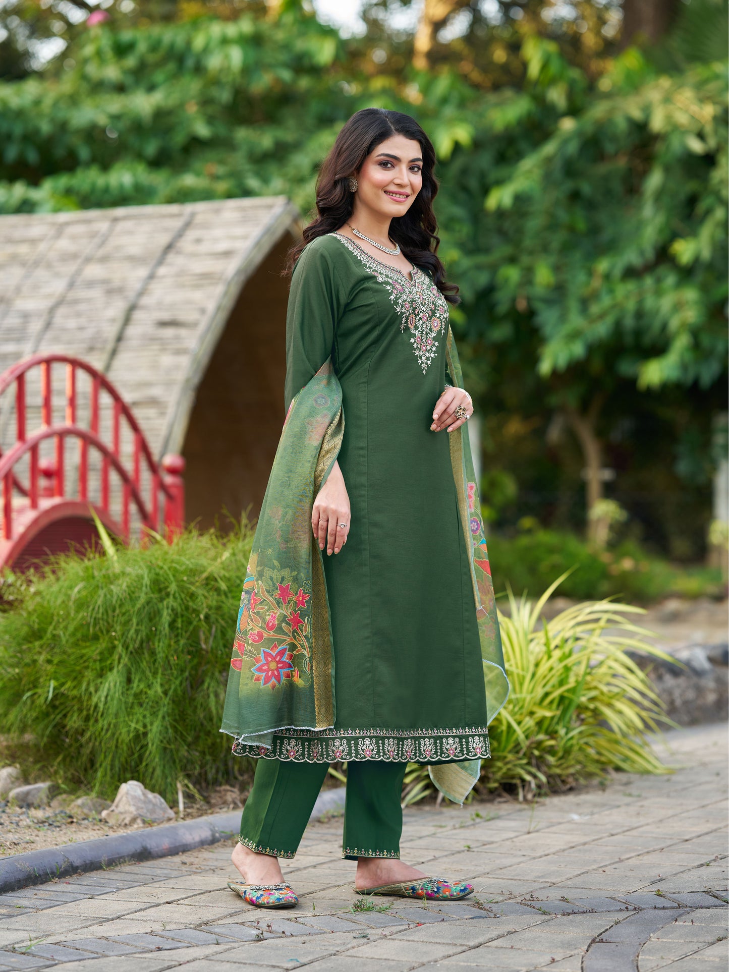 Green Viscose Silk Blend Embroidered Kurta Set with Dupatta